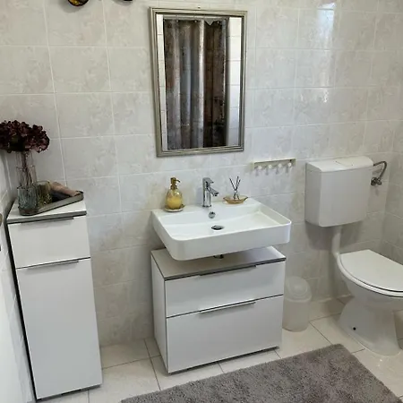 Marija Mit Pool Casa de Férias