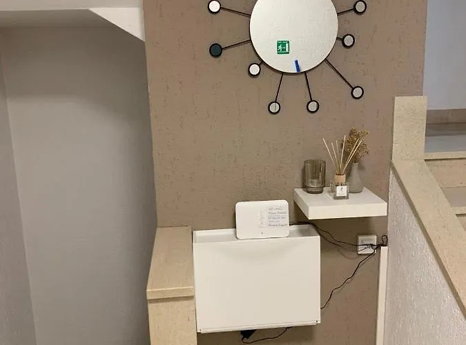 Marija Mit Pool * Vilanija