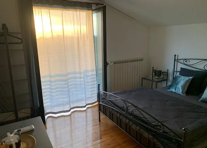 Marija Mit Pool Feriehus Vilanija