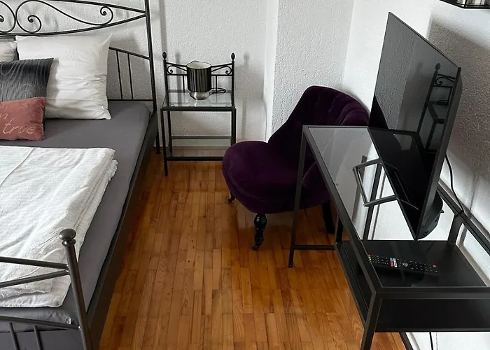 Marija Mit Pool Holiday home Vilanija