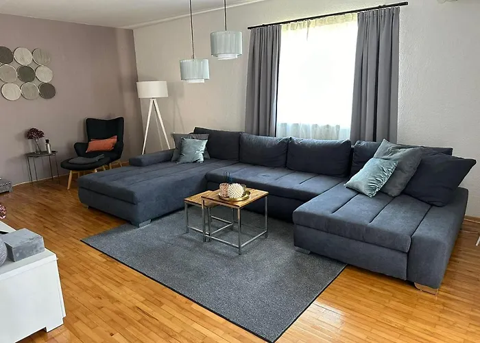 Feriehus Marija Mit Pool Vilanija